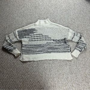 Knox Rose Cropped Sweater Womens Small Knit Side Slit Crop Pullover Long Sleeve